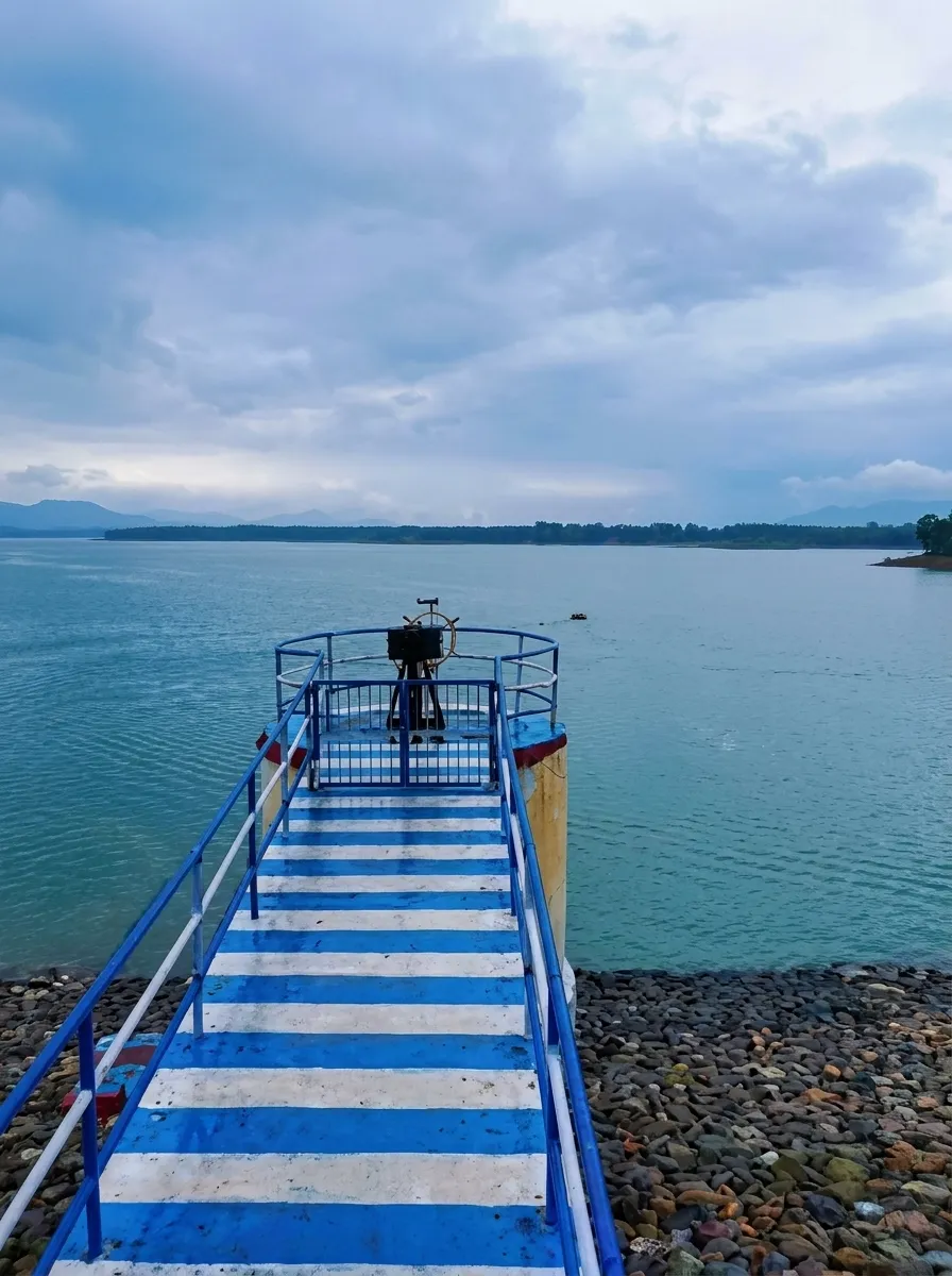 Pili Dam